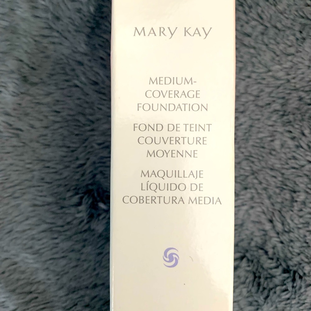 Mary Kay lot